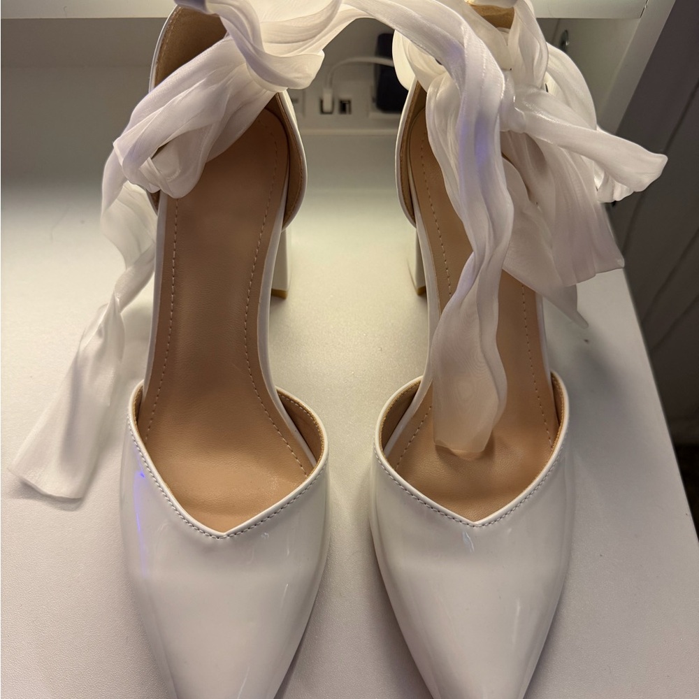 Elegant White Women's Shoes